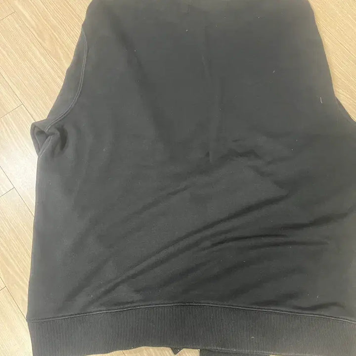 [BUNJANG] Calvin Klein Sweatshirt Black L / 캘빈클라인 맨투맨 블랙 L