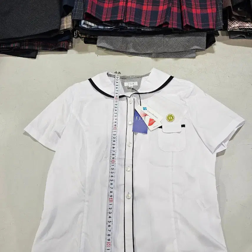 [BUNJANG] School Uniform Short Sleeve Shirt - Size 100 / 신품여성 교복반팔셔츠 사이즈 100