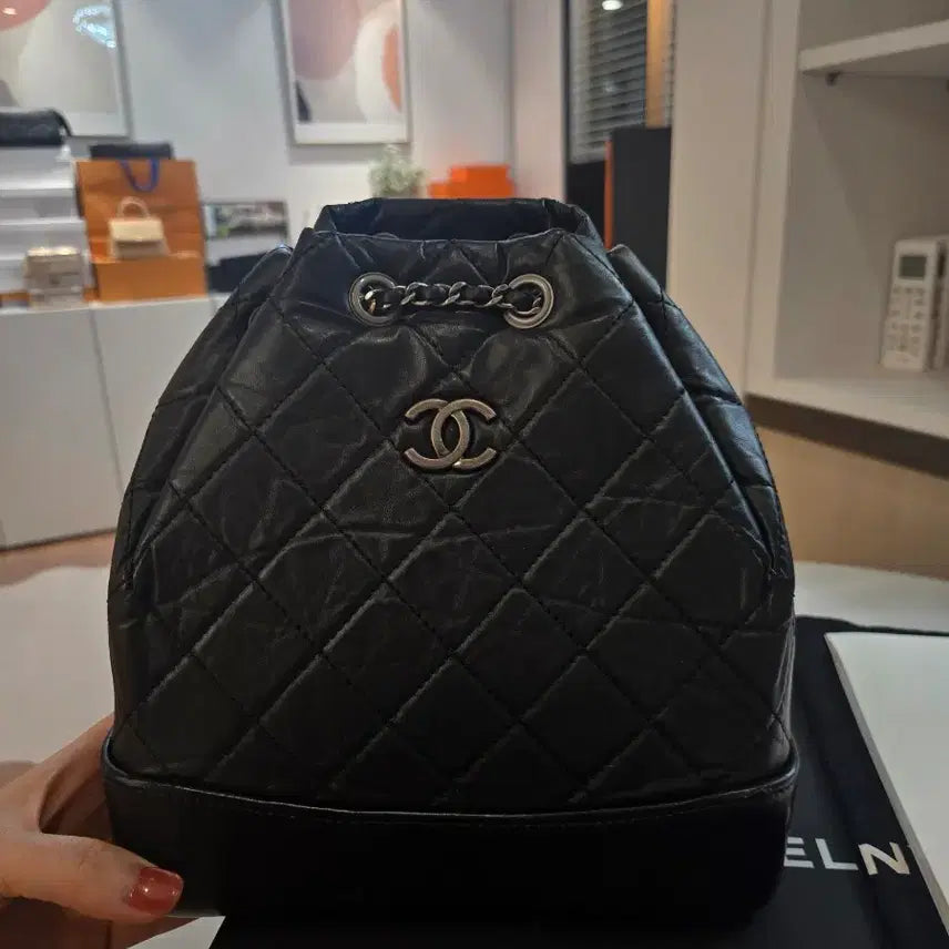 [BUNJANG] Chanel Gabrielle Backpack Small with Internal Chip / 샤넬 가브리엘 백팩 스몰 내장칩