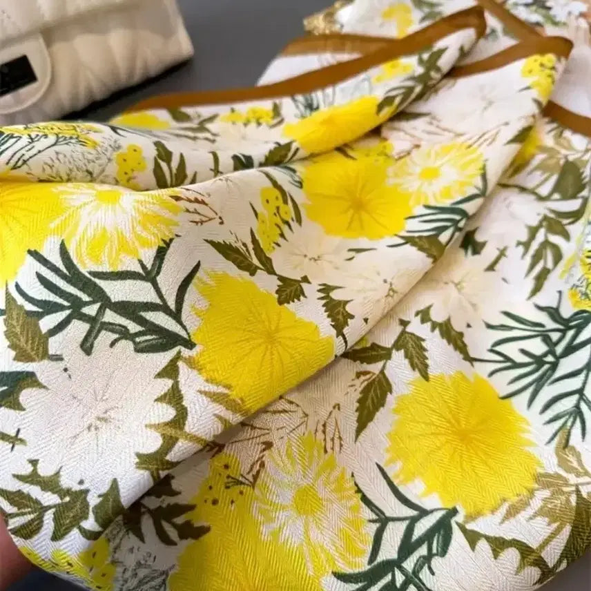 [BUNJANG] Floral Pattern Scarf / 플라워 패턴 스카프 (새상품)