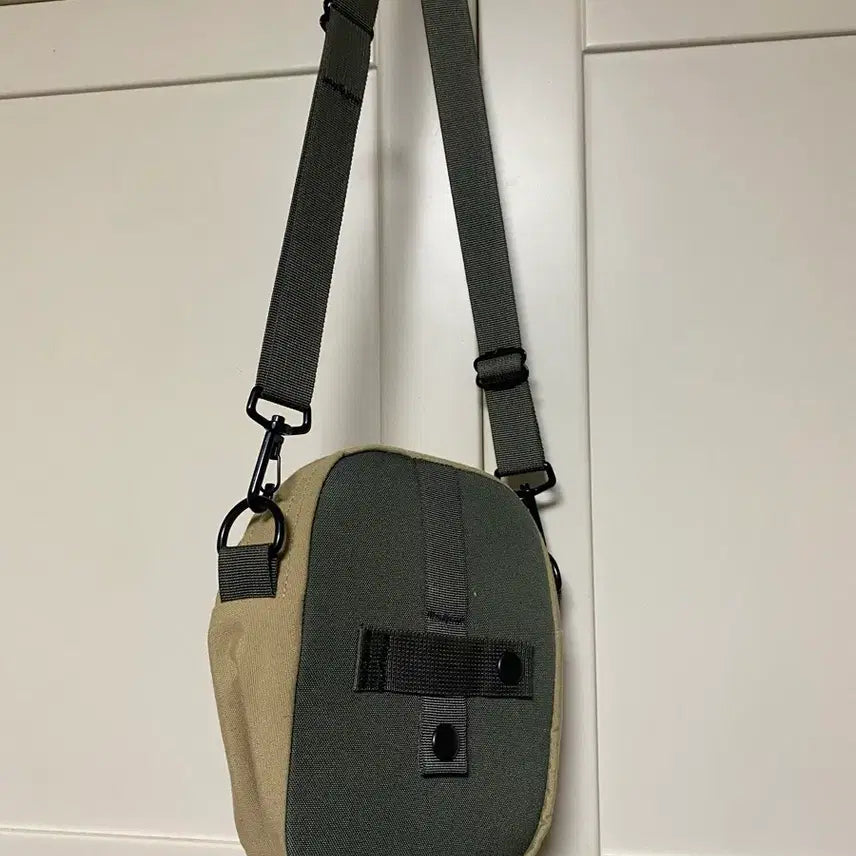 [BUNJANG] Gregory Tan Crossbody Bag / 그레고리 탄 컬러 크로스백