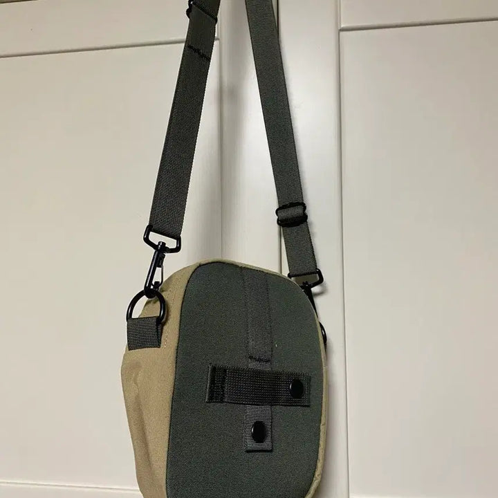 [BUNJANG] Gregory Tan Crossbody Bag / 그레고리 탄 컬러 크로스백