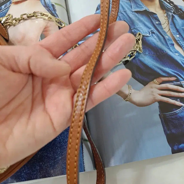[BUNJANG] Massimo Dutti Chain Shoulder Bag / 마시모두띠 체인 숄더백