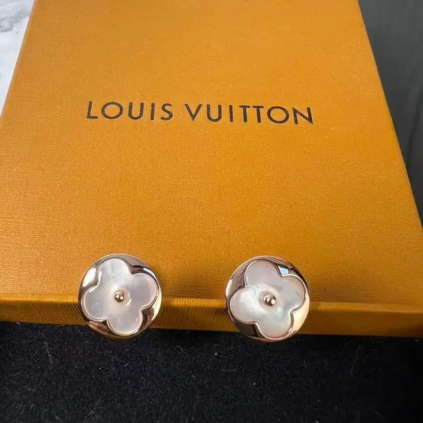 [BUNJANG] Louis Vuitton Lady Earrings / 루이비통 여사 귀걸이