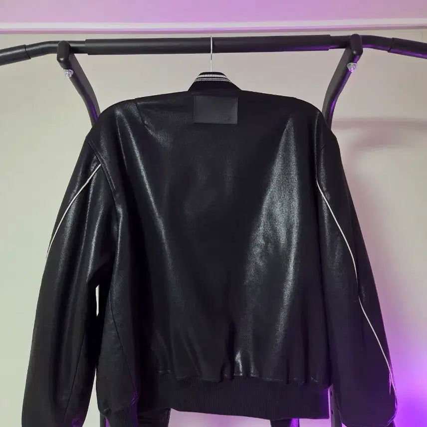 [BUNJANG] Matinkim Black Leather Jacket / 마뗑킴 블랙 레더 자켓 103~105