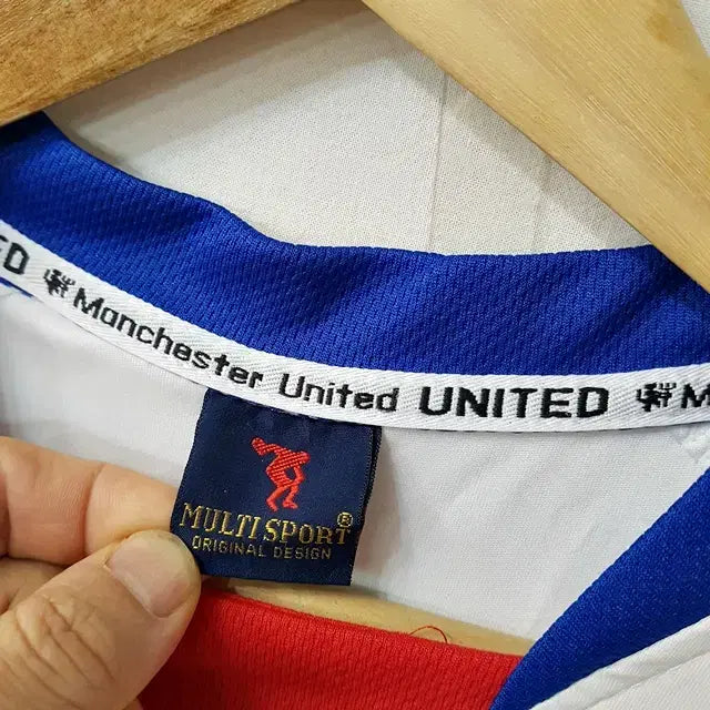 [BUNJANG] Multi Sport Man United Ronaldo T-shirt / MULTI SPORT 맨유 호날두 티셔츠