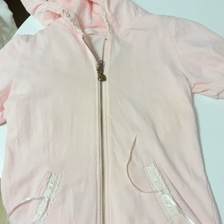 [BUNJANG] 리즈리사 핑크 반팔 후드 집업 히메갸루 고전빈티지 / 리즈리사 핑크 반팔 후드 집업 히메갸루 고전빈티지