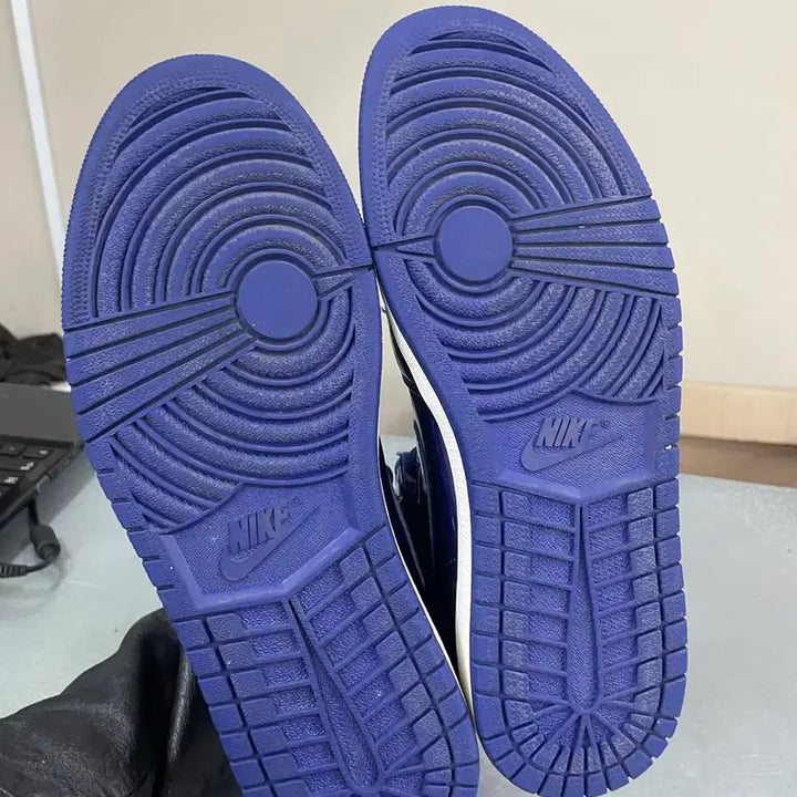 [BUNJANG] Nike Air Jordan 1 Retro High Deep Royal 290 Sneakers / 나이키 에어 조던 1 레트로 하이 딥 로얄 290