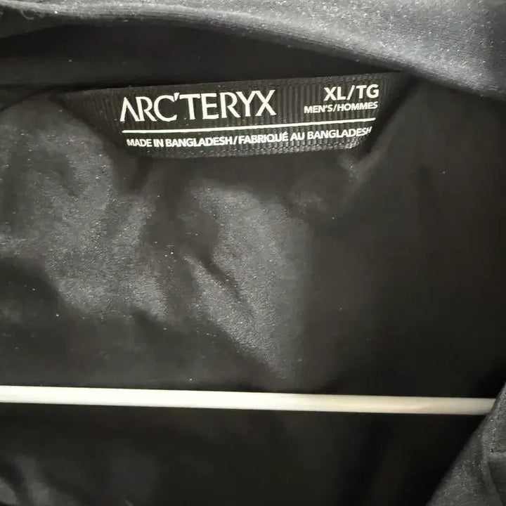 [BUNJANG] Arc'teryx Atom SV Hoody Black / 아크테릭스 아톰 sv 후디 블랙