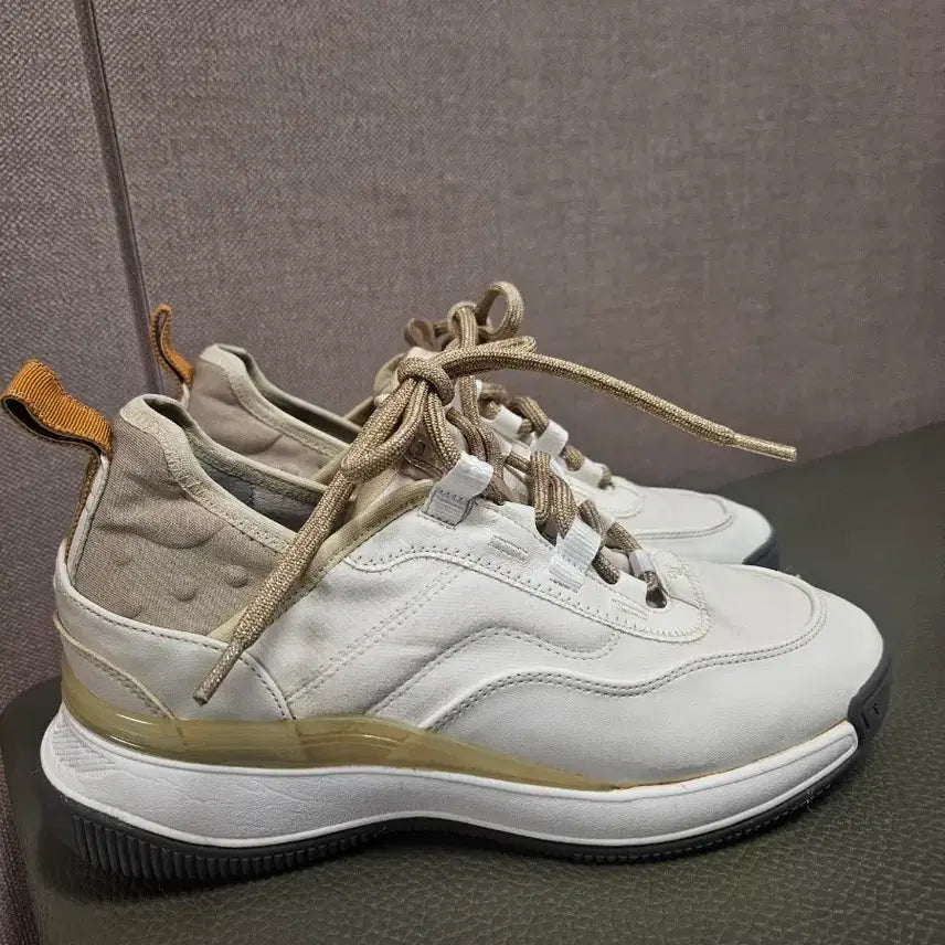 [BUNJANG] Time Sneakers 235 / 타임 스니커즈 235