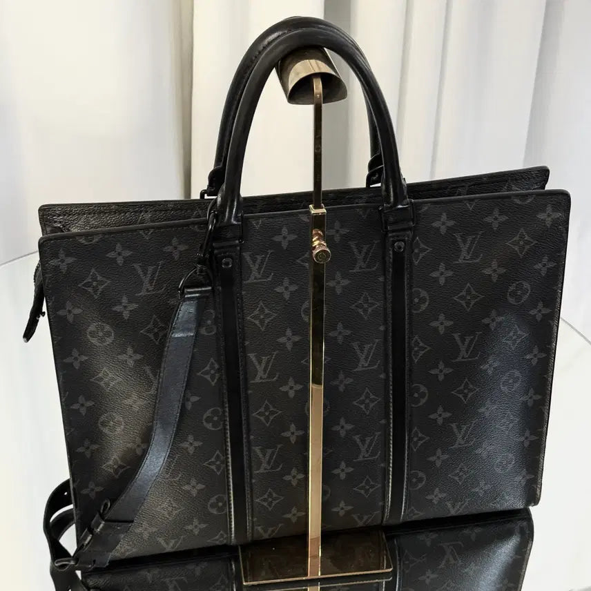 [BUNJANG] Louis Vuitton Horizontal Zippe Sac Plat Eclipse Tote Bag / 루이비통 호리존탈 지페 삭플라 이클립스