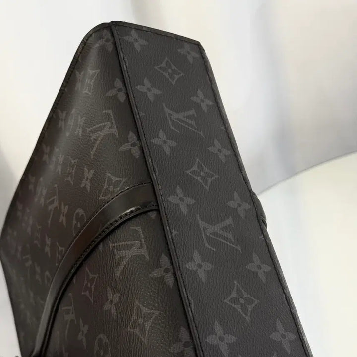 [BUNJANG] Louis Vuitton Horizontal Zippe Sac Plat Eclipse Tote Bag / 루이비통 호리존탈 지페 삭플라 이클립스