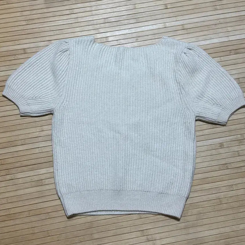 [BUNJANG] Sie V-Neck Half Knit / 시에 미케 브이넥 하프 니트