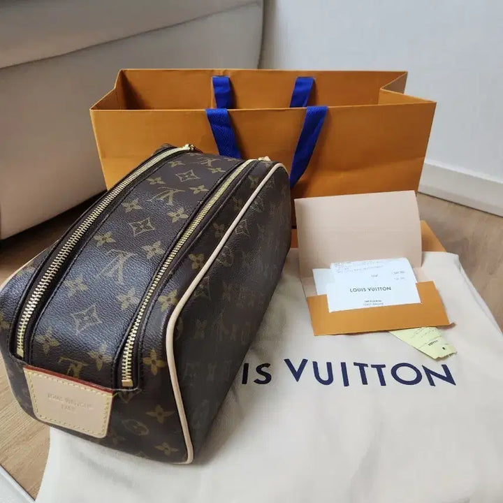 [BUNJANG] Louis Vuitton Monogram Dopp Kit / (새상품)루이비통 모노그램 돕키트