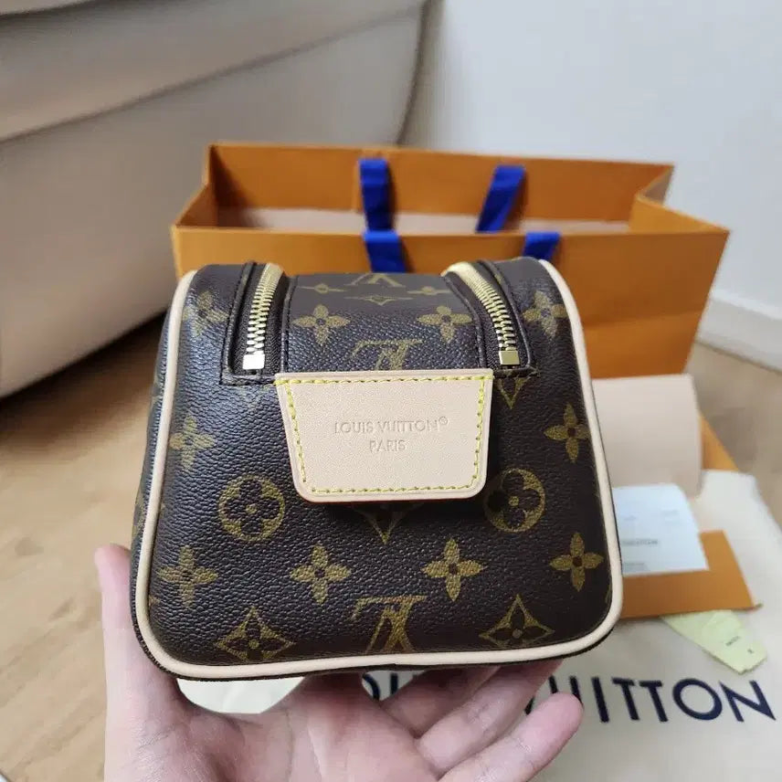 [BUNJANG] Louis Vuitton Monogram Dopp Kit / (새상품)루이비통 모노그램 돕키트