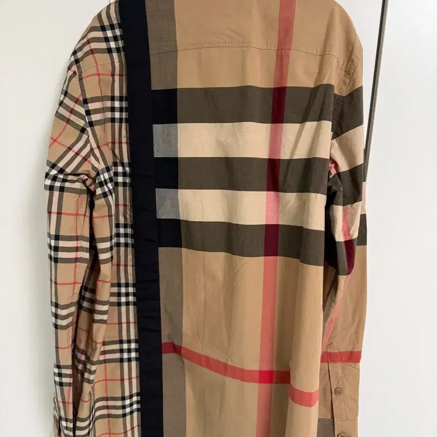 [BUNJANG] Burberry Patchwork Check Shirt / 버버리 로고 패치워크 체크 셔츠