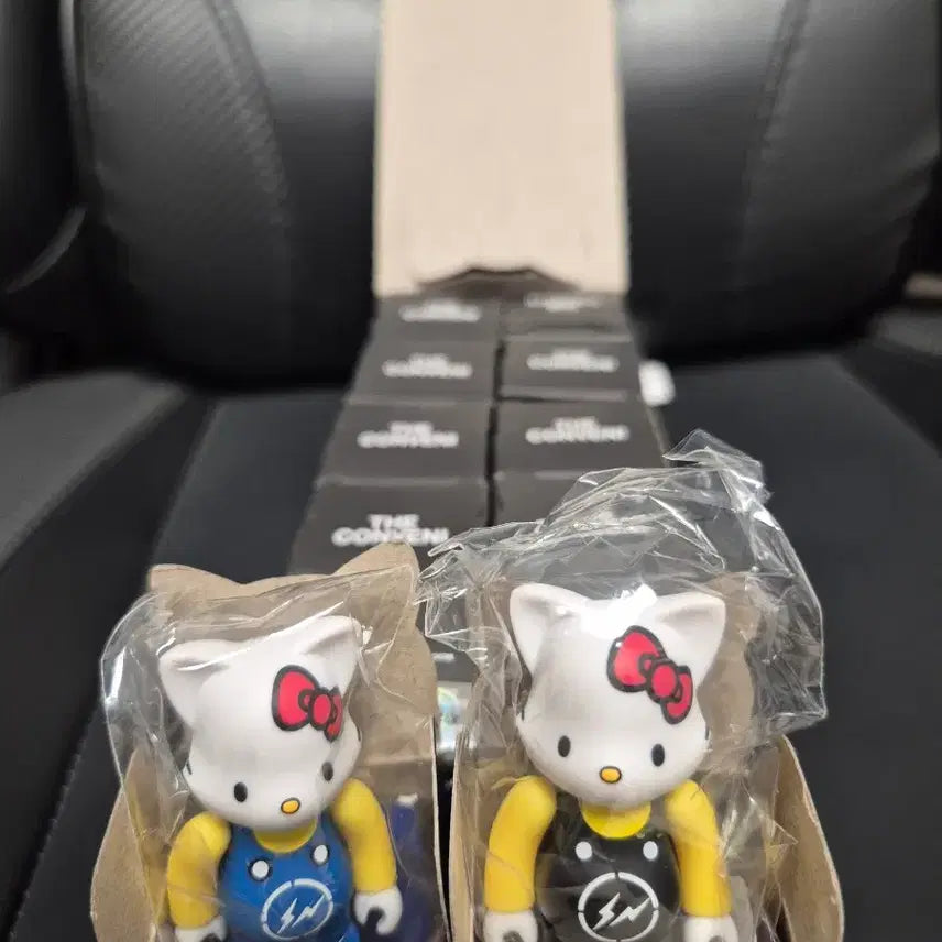 [BUNJANG] Fragment Bearbrick Series 2 Bundle Set / The conveni 프라그먼트 베어브릭 상품 미개봉(전종)