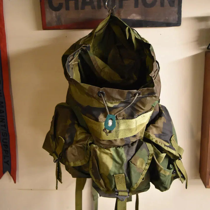 [BUNJANG] US Military Original Woodland ALICE Pack (Medium) / 미군 오리지널 우드랜드 ALICE Pack (Medium)