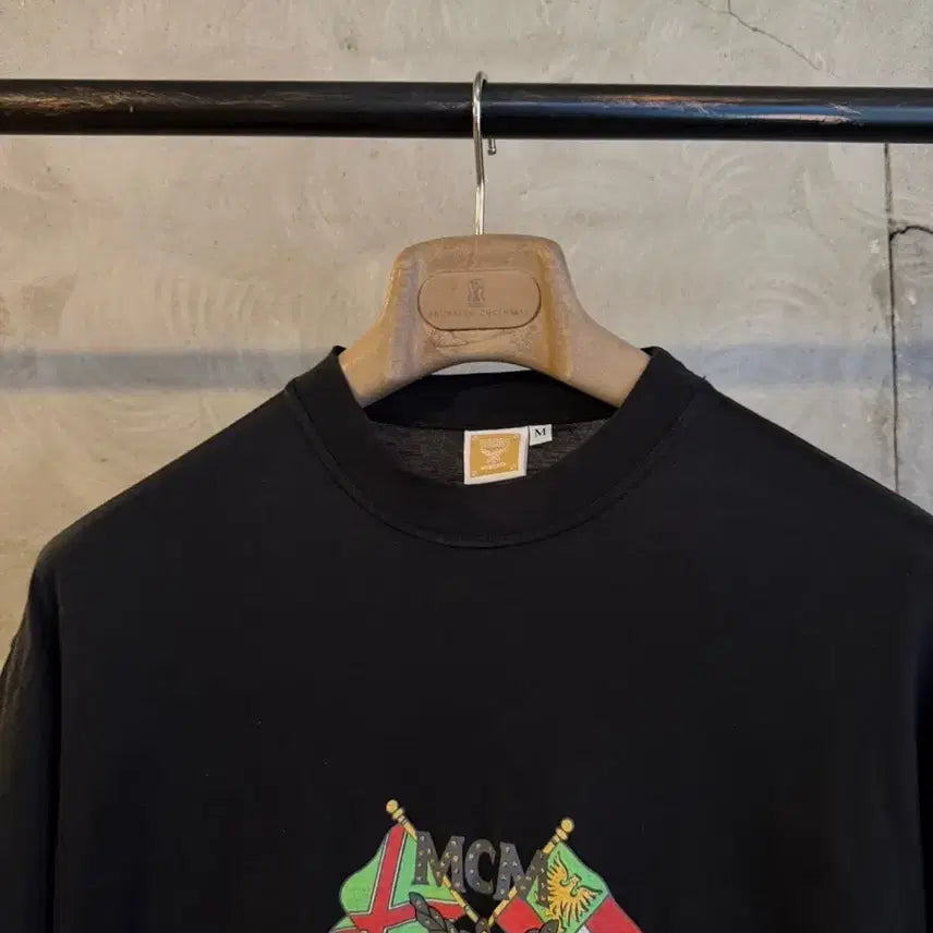 [BUNJANG] MCM Short Sleeve T-shirt (Men's 100) / MCM 반팔티셔츠 남성100