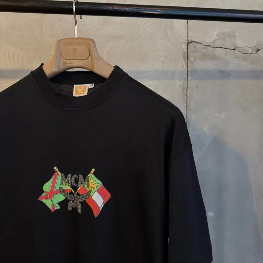 [BUNJANG] MCM Short Sleeve T-shirt (Men's 100) / MCM 반팔티셔츠 남성100