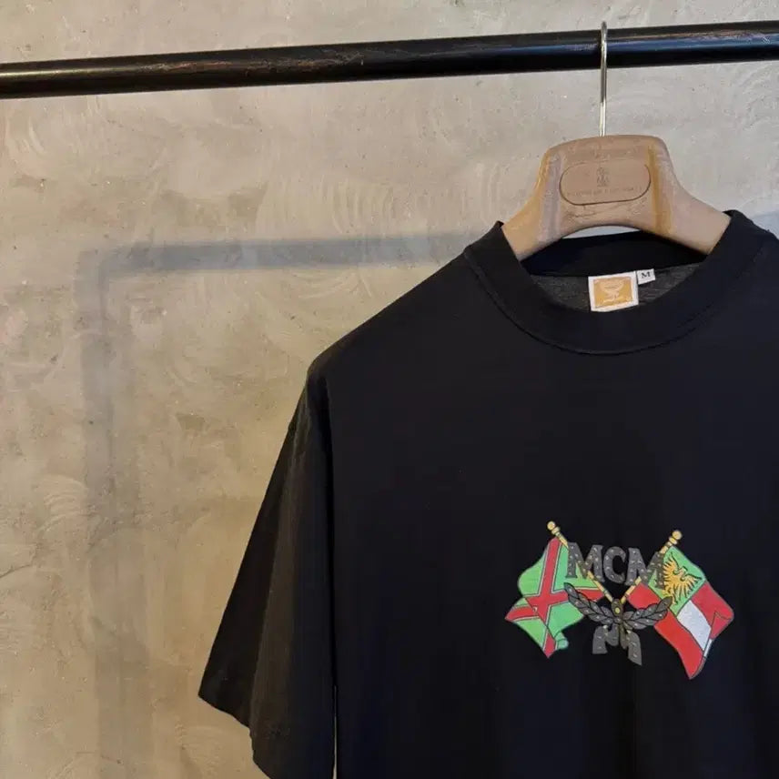 [BUNJANG] MCM Short Sleeve T-shirt (Men's 100) / MCM 반팔티셔츠 남성100