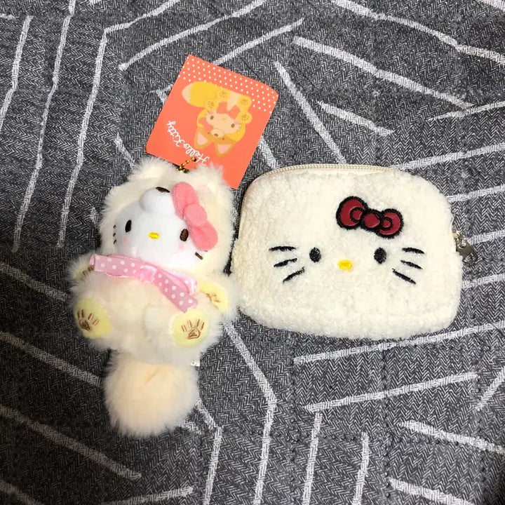 [BUNJANG] Fox Hello Kitty Keyring & Card Wallet Set / 여우 헬로키티 키링&카드지갑