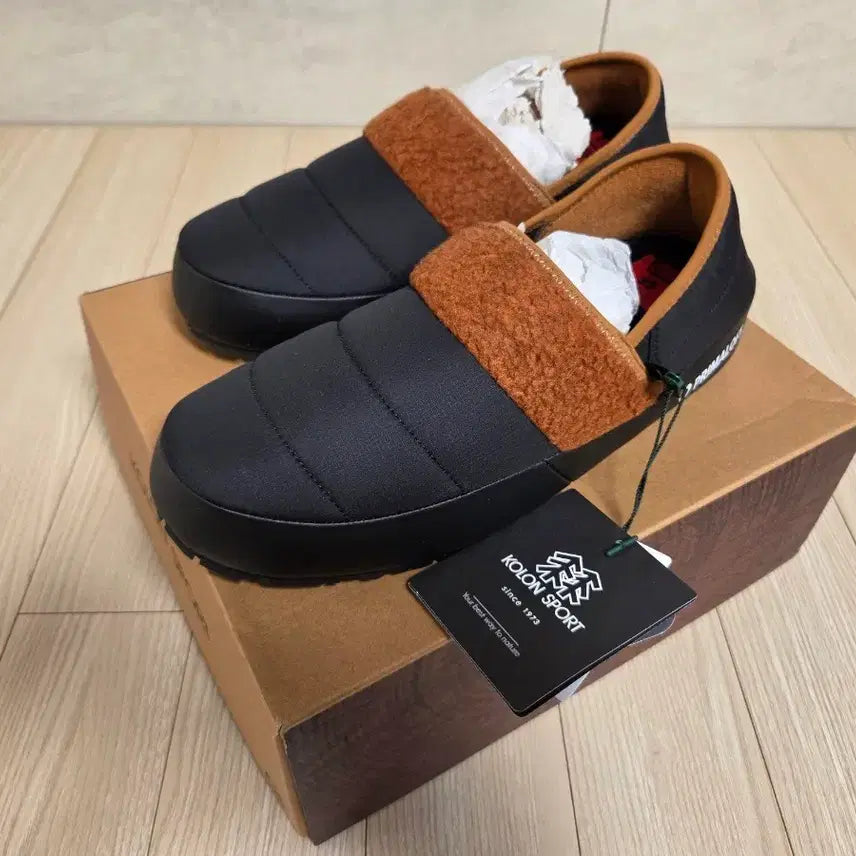 [BUNJANG] Kolon Sport Padded Sneakers / 코오롱스포츠 패딩 스니커즈