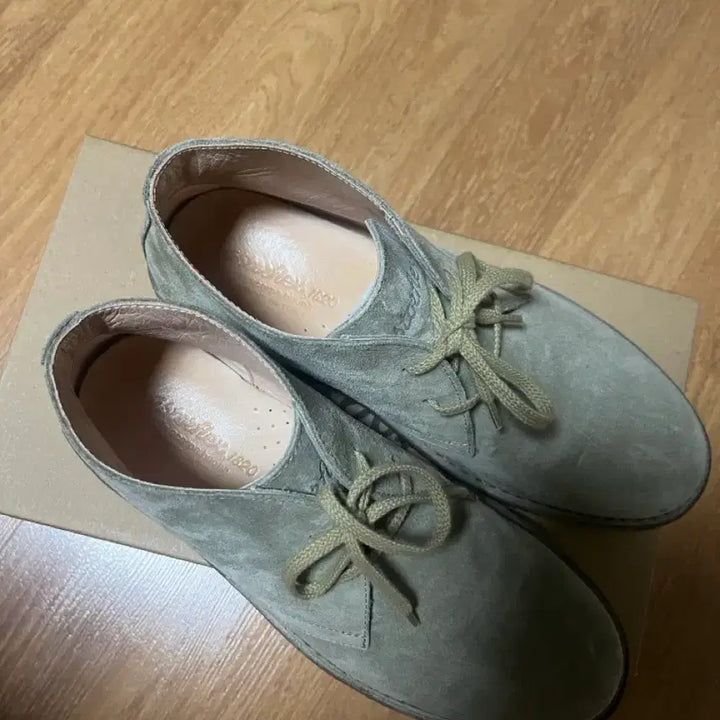 [BUNJANG] Asto Flex Stone 41 Sneakers / 아스토 플렉스 스톤 41