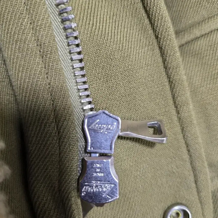 [BUNJANG] Balmain Coyote Fur-Trimmed Khaki Parka XL / 발망 최고가 코요테퍼 카키야상 XL