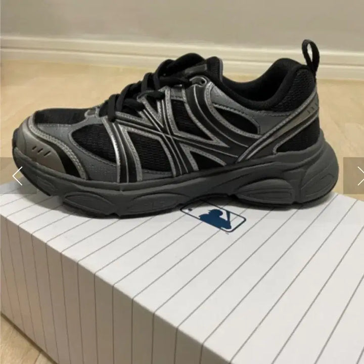 [BUNJANG] MLB Ace Runner Sneakers / mlb 에이스러너 운동화 완전새제품 저렴히판매해요!