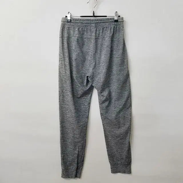 [SOLD OUT] 유니클로 드라이 트레이닝 조거 팬츠