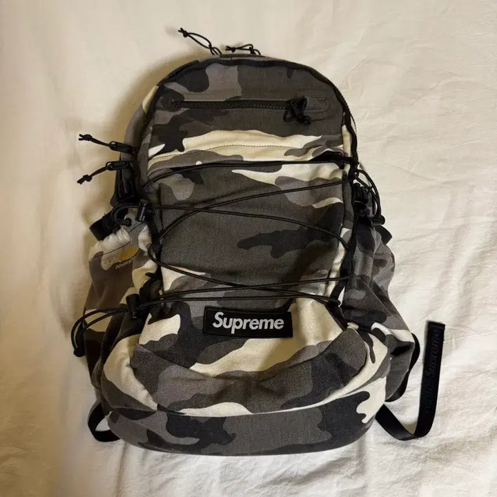 [BUNJANG] Supreme Camo Backpack / 슈프림 카모 백팩