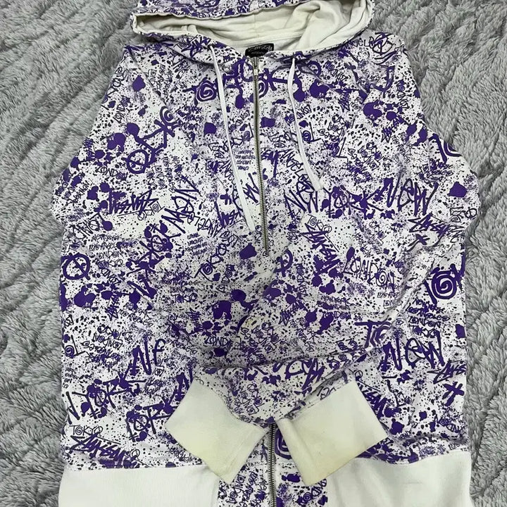 [BUNJANG] Stussy Graffiti Hoodie / 스투시 낙서 후드집업 판매 교신