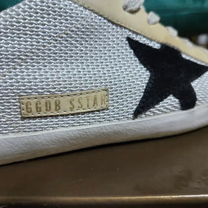 [BUNJANG] Golden Goose Gray Code Sneakers / 골든구스 그레이코드 37사이즈