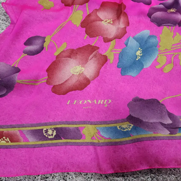 [BUNJANG] Leonard Silk Scarf / 레오날드 실크 스카프