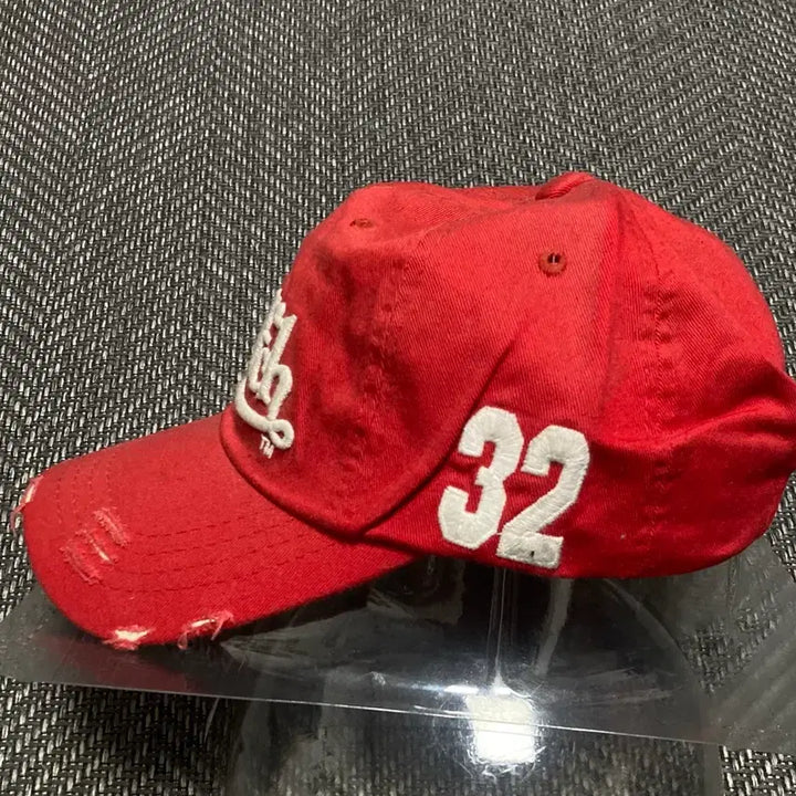 [BUNJANG] Bon Touch Y2K Hat / 본터치 모자