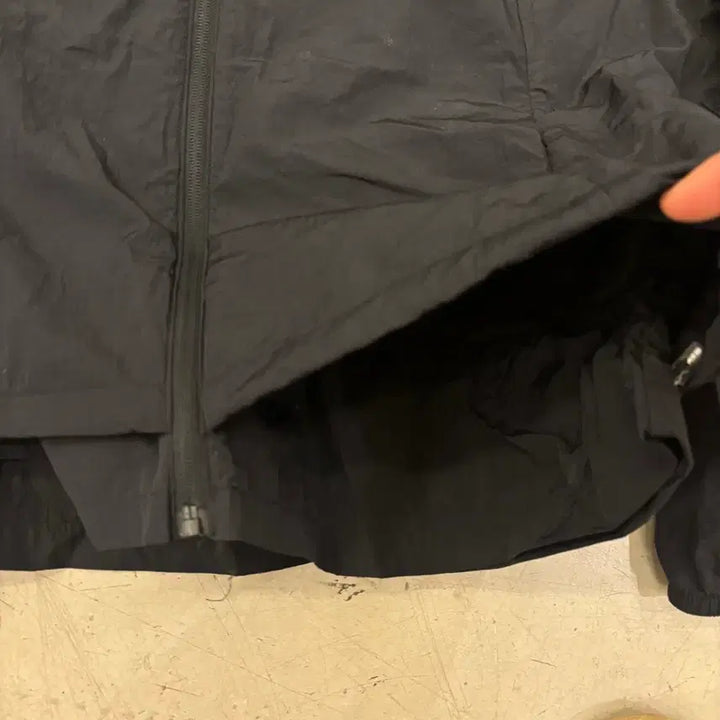 [BUNJANG] Puma Black Running Windbreaker / 푸마 블랙 디테일 러닝 바람막이