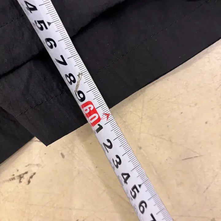 [BUNJANG] Puma Black Running Windbreaker / 푸마 블랙 디테일 러닝 바람막이