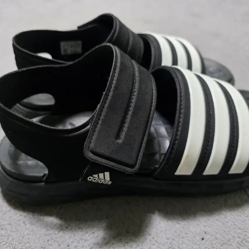 [BUNJANG] Adidas Sandals / 아디다스 신발 슬리퍼 샌들