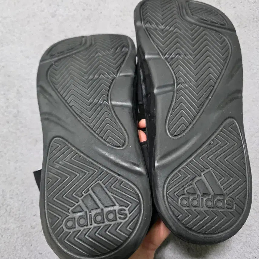 [BUNJANG] Adidas Sandals / 아디다스 신발 슬리퍼 샌들