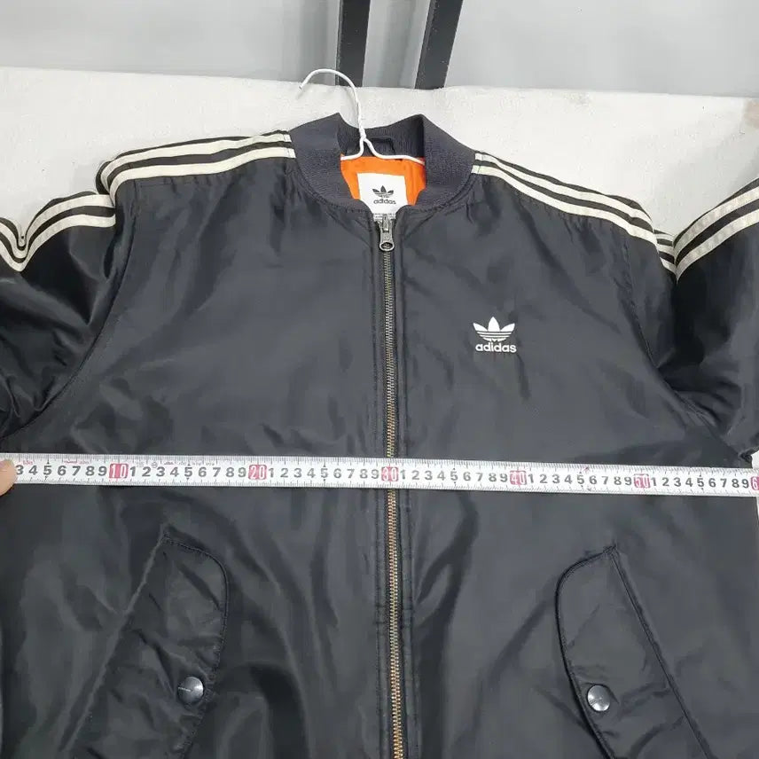 [BUNJANG] Adidas Padded Bomber Jacket Black L / 아디다스 봄버 자켓 패디드 항공점퍼 블랙 L