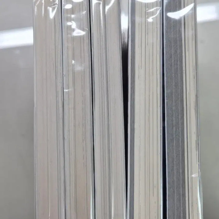 [SOLD OUT] 올초판)행복색 원룸 만화책 1-3,7,8권