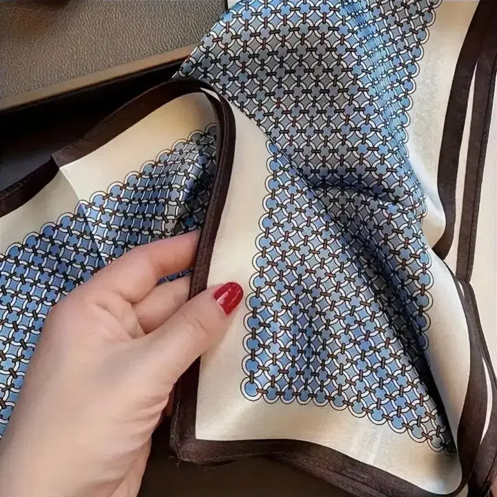 [BUNJANG] Blue Pattern Scarf / 스카프(새상품)