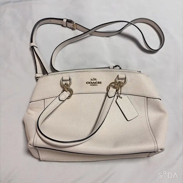 [BUNJANG] Coach Ivory Leather Shoulder Bag / 코치 아이보리 가죽 숄더백