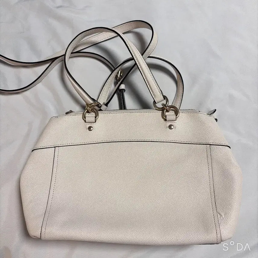 [BUNJANG] Coach Ivory Leather Shoulder Bag / 코치 아이보리 가죽 숄더백