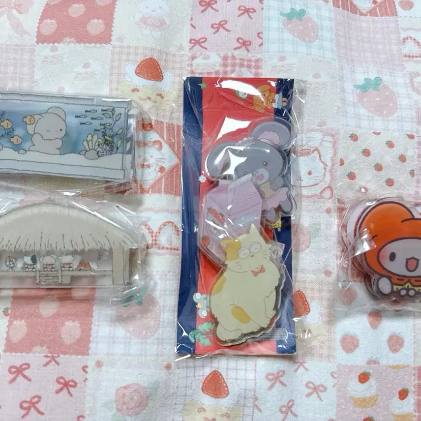 [BUNJANG] Fluffy Peach Acrylic Clip Bundle Set / 플러피치 콩젤리 쿼카콸라 아크릴 집게 미개봉 4종 일괄