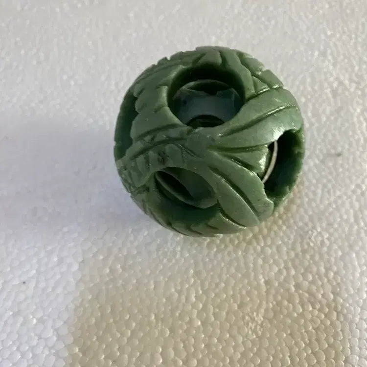 [BUNJANG] Jade Ornament with Nested Jade Pieces / 큰 옥속에 또 다른 옥들이 들어있는 옥조형/ 요316