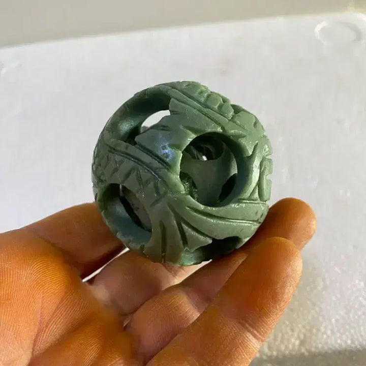 [BUNJANG] Jade Ornament with Nested Jade Pieces / 큰 옥속에 또 다른 옥들이 들어있는 옥조형/ 요316