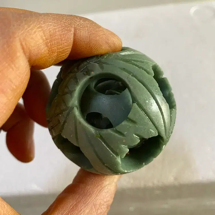 [BUNJANG] Jade Ornament with Nested Jade Pieces / 큰 옥속에 또 다른 옥들이 들어있는 옥조형/ 요316