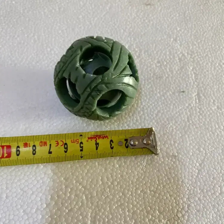 [BUNJANG] Jade Ornament with Nested Jade Pieces / 큰 옥속에 또 다른 옥들이 들어있는 옥조형/ 요316